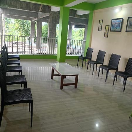 Hotel Kaziranga Holidays Экстерьер фото