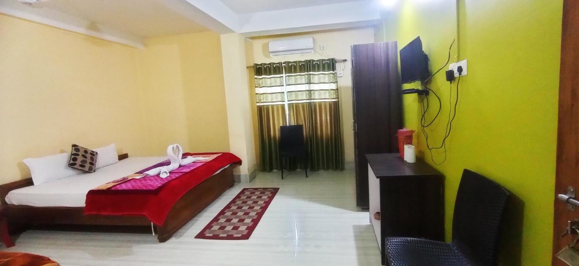 Hotel Kaziranga Holidays Экстерьер фото