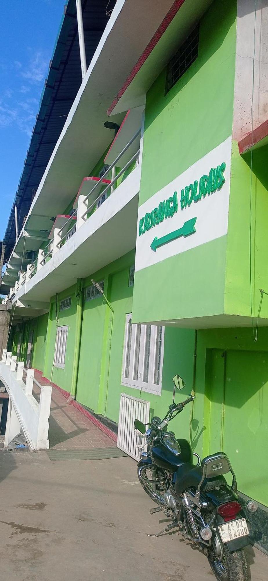 Hotel Kaziranga Holidays Экстерьер фото