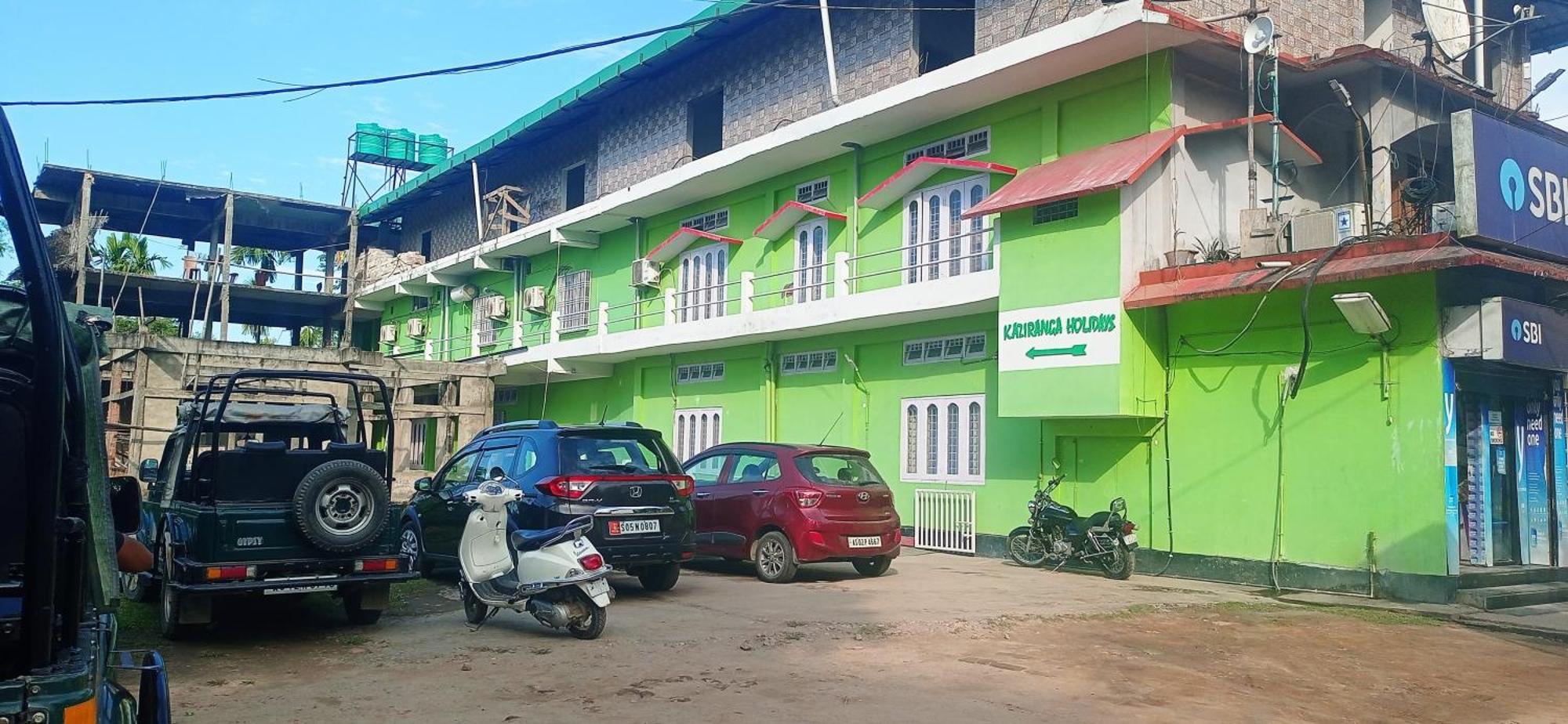 Hotel Kaziranga Holidays Экстерьер фото
